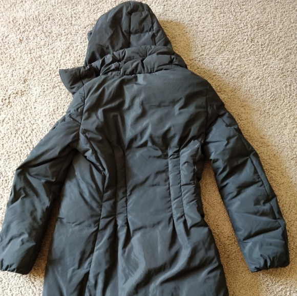 Authentic moncler coat size 0 moving sale - Picture 5 of 7